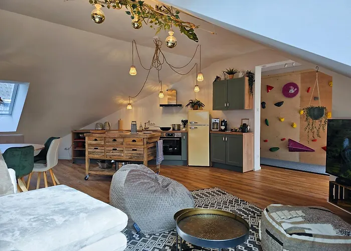 Better L Boho Apartment L Kletterwand